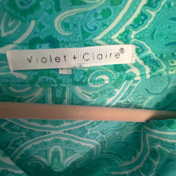 Beautiful green- blue and white tunic top - Picture 2 of 4